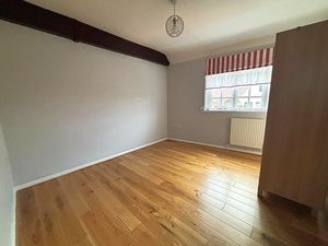 Photo 11- click for photo gallery